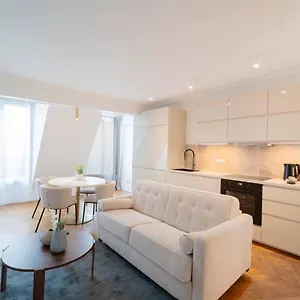 Quartier Libre Madeleine , Париж Франция
